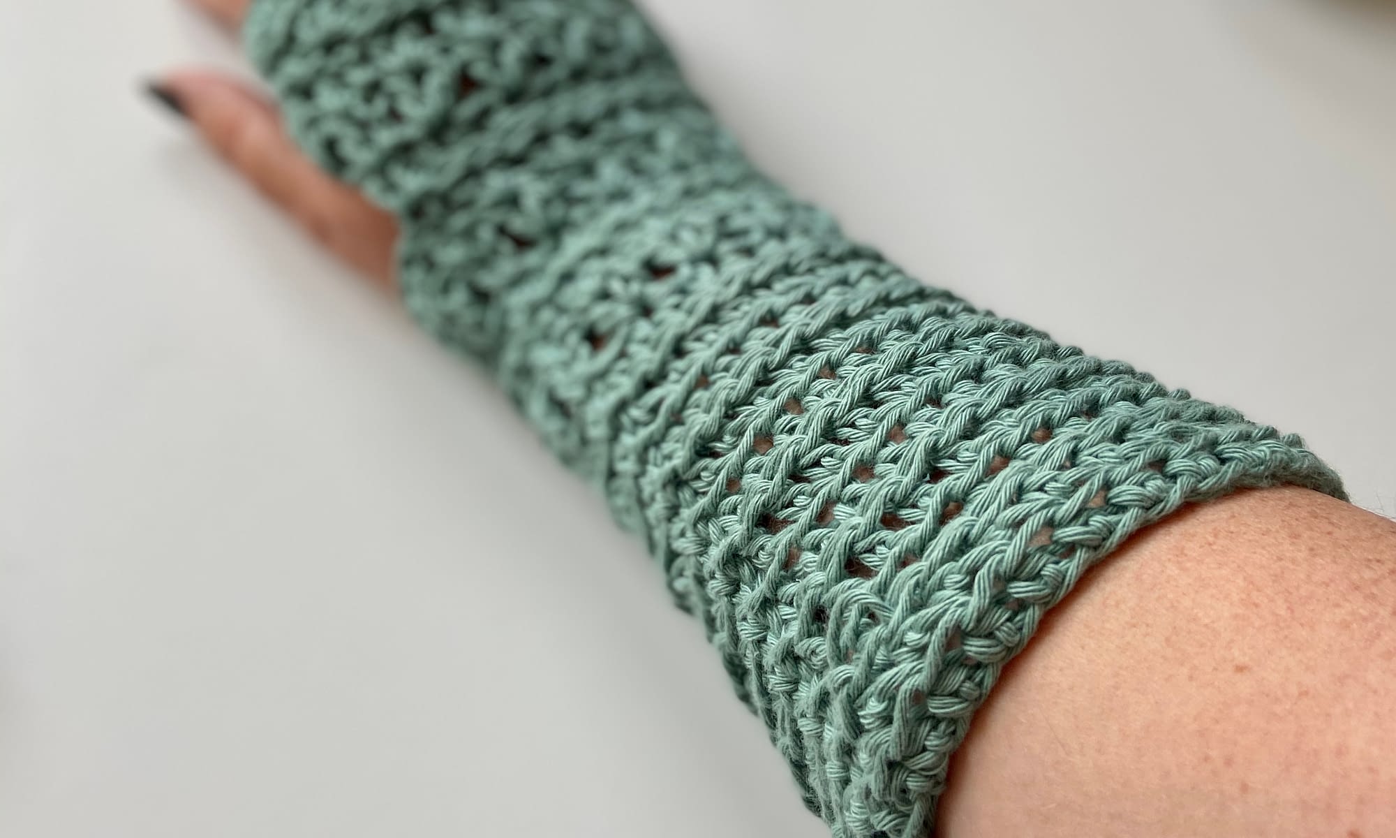 Modig Fingerless Gauntlets Gloves in Cotton ⋆ Hooking Love